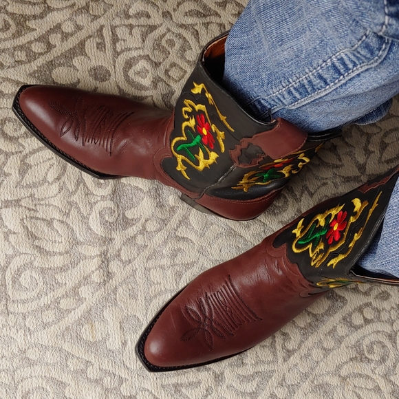 Justin Boots Shoes - Like new Justin cowgirl boots sz.8B